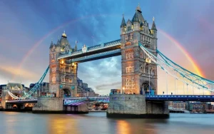 Hot De London Tower Bridge onder een regenboog fotobehang Architectuur