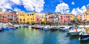 Sale Een kleurrijk eilandje in Italië fotobehang Transport | Architectuur