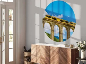 Sale Gele trein op een viaduct in Frankrijk fotobehang Transport | Architectuur