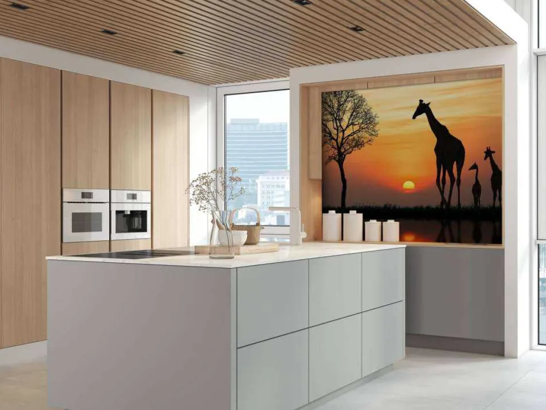 giraffe_achtergrond_met_z_5.webp Hot Giraffe achtergrond met zonsondergang fotobehang Dieren