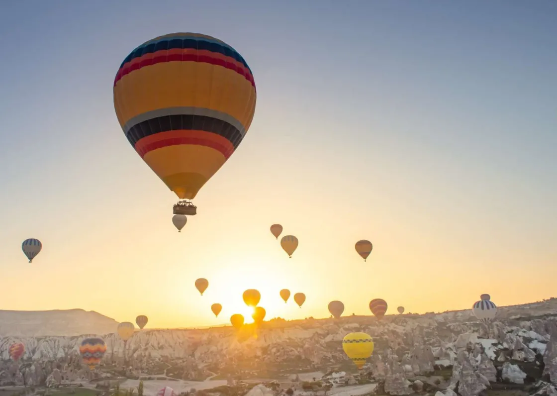 groep_luchtballonnen_in_t_0.webp Outlet Groep luchtballonnen in Turkije fotobehang Transport