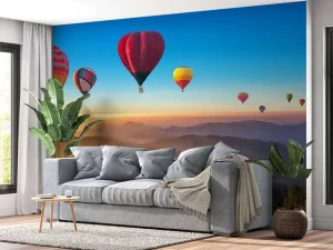 New Grote groep luchtballonnen boven een mistig berglandschap fotobehang Transport
