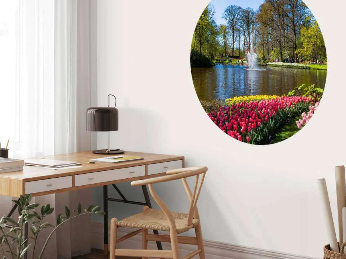 het_keukenhof_park_met_tu_6.webp Clearance Het Keukenhof park met tulpen fotobehang Steden | Architectuur