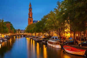 Discount Kerk op de Prinsengracht in Amsterdam fotobehang Steden | Architectuur