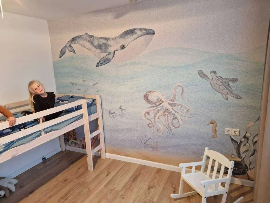 onderwaterwereld_met_een__3.webp Outlet Onderwaterwereld met een walvis Kinderkamer | Dieren