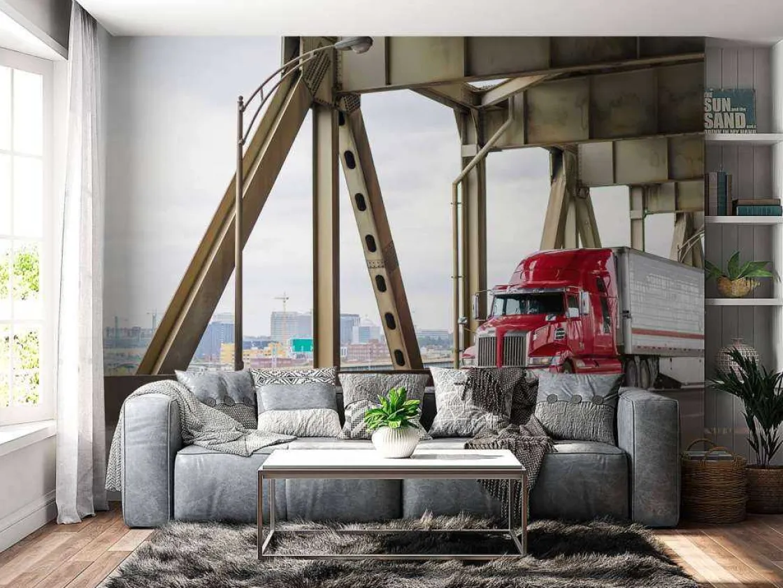 rode_amerikaanse_vrachtwa_2-1.webp Best Rode Amerikaanse vrachtwagen op een brug fotobehang Tienerkamer | Kinderkamer