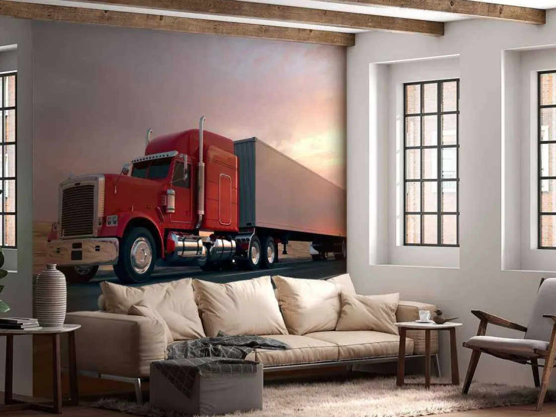 rode_amerikaanse_vrachtwa_2.webp Outlet Rode Amerikaanse vrachtwagen bij zonsondergang fotobehang Tienerkamer | Kinderkamer