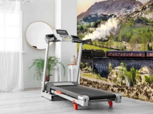 New Stoomtrein door een prachtig landschap in Schotland fotobehang Transport