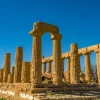 Sale Tempel van Juno Moneta fotobehang Architectuur