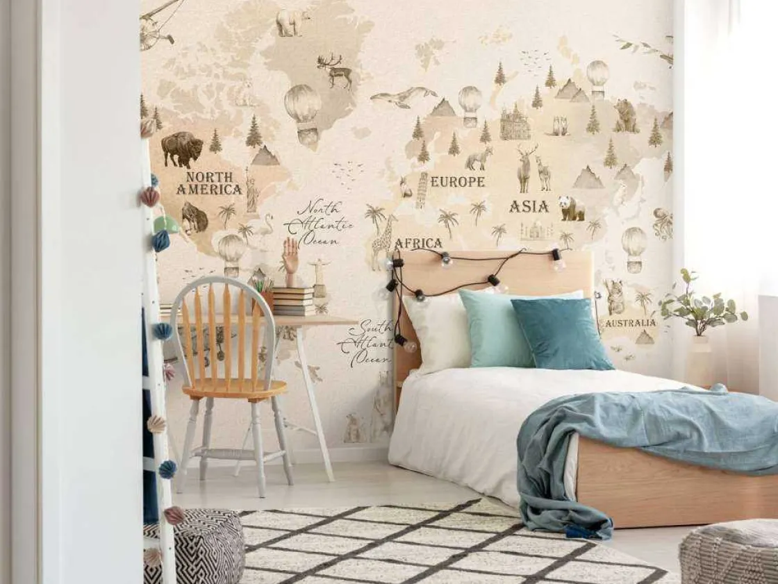 wereldkaart_met_verschill_2-2.webp Fashion Wereldkaart met verschillende dieren beige Kinderkamer