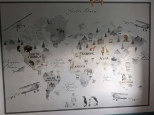 Sale Wereldkaart met verschillende dieren Kinderkamer