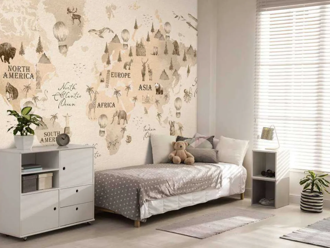 wereldkaart_met_verschill_3-2.webp Fashion Wereldkaart met verschillende dieren beige Kinderkamer
