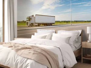 Hot Witte vrachtwagen op een zonnige dag fotobehang Tienerkamer | Kinderkamer